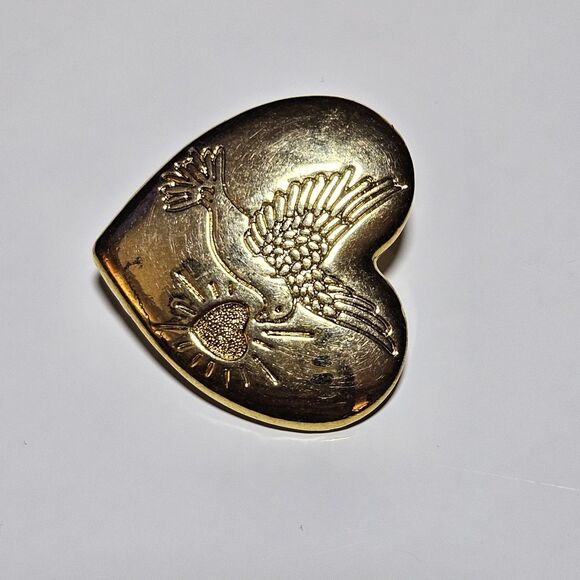 Vtg Heart Brooch Religious Dove “The Variety Club” Pin God's Bright Gold Tone - Picture 7 of 10